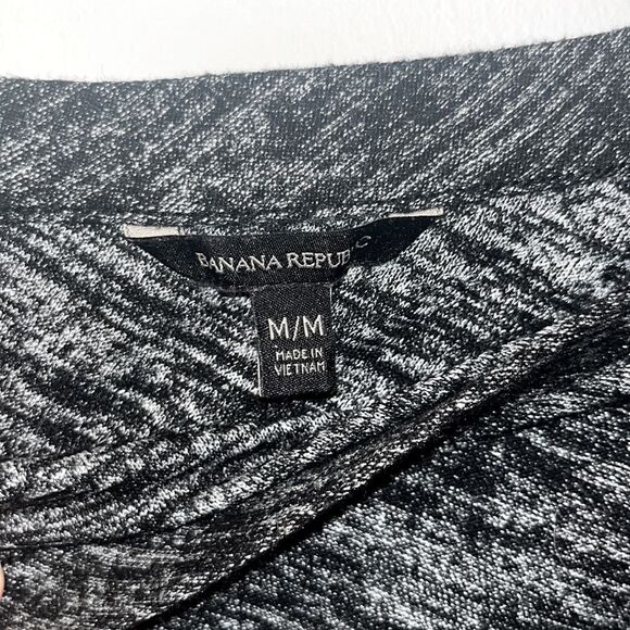 Banana Republic jersey skirt - Picture 2 of 4